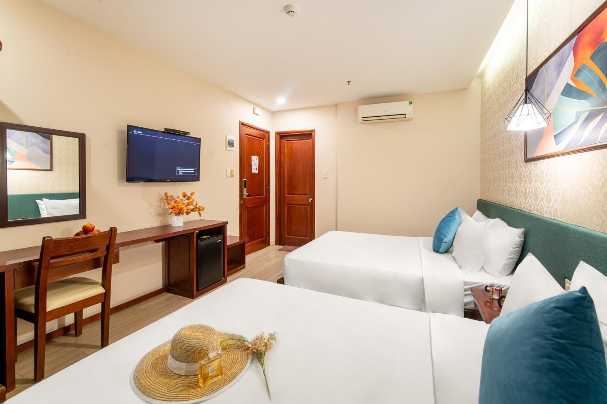 Khách sạn May Beach Hotel 4*