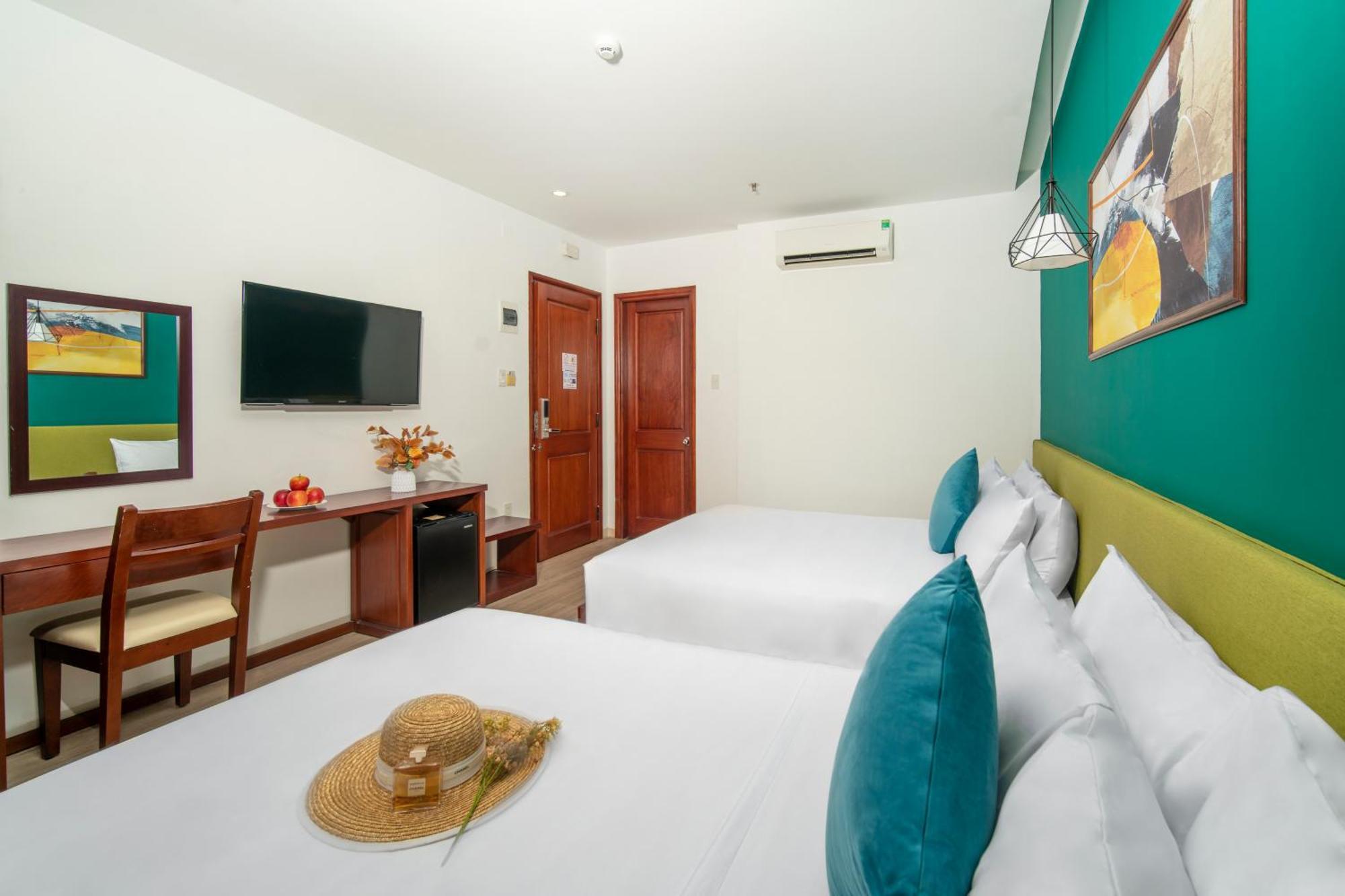 Khách sạn May Beach Hotel 4*